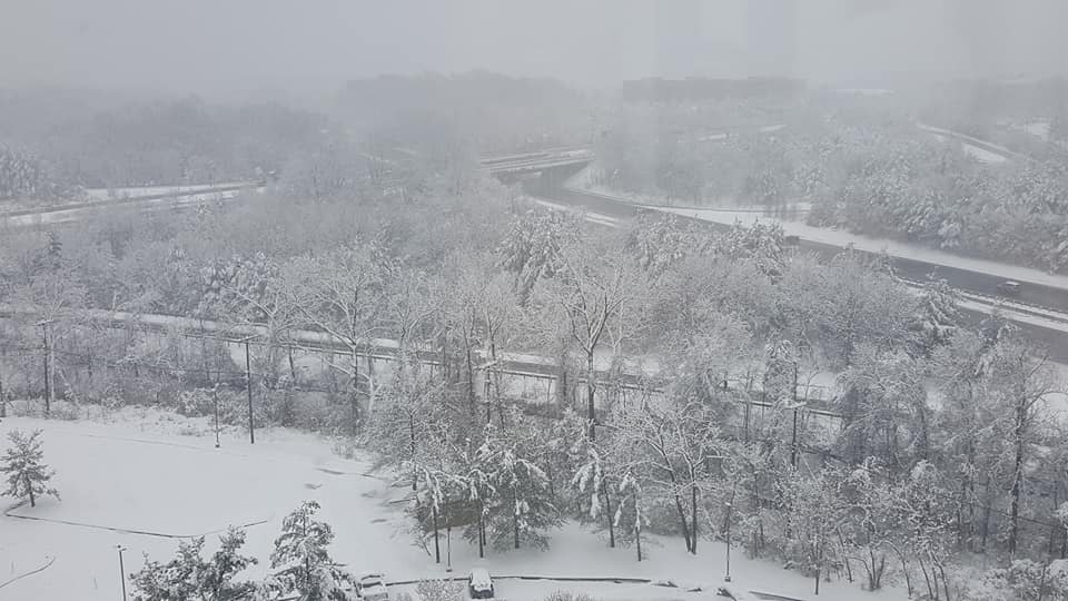 2018-03-21 Snow on the Beltway.jpg